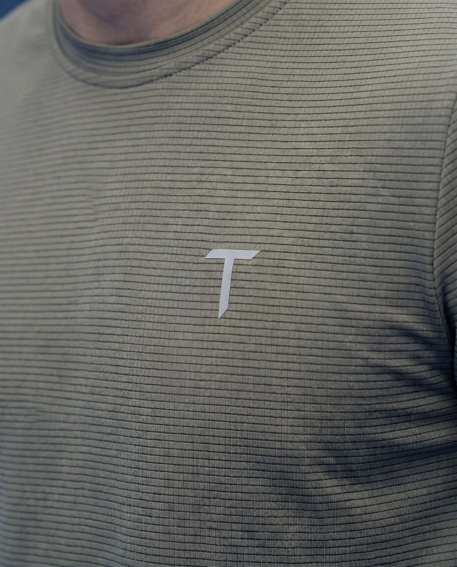 Active Tee - Castor Grey - Image 5