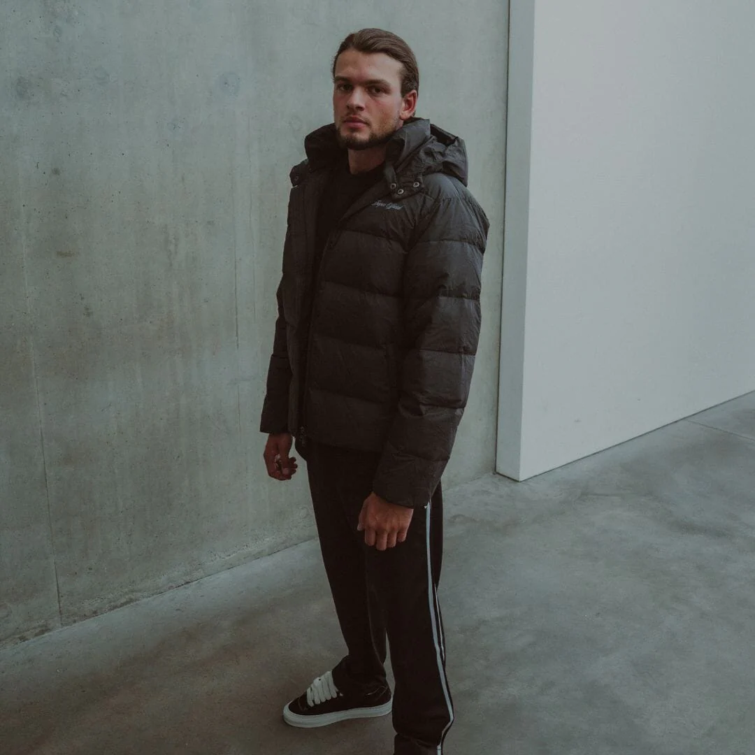 Monte Puffer - Black - Image 3